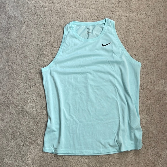 Nike Dri-fit tank - Picture 1 of 2